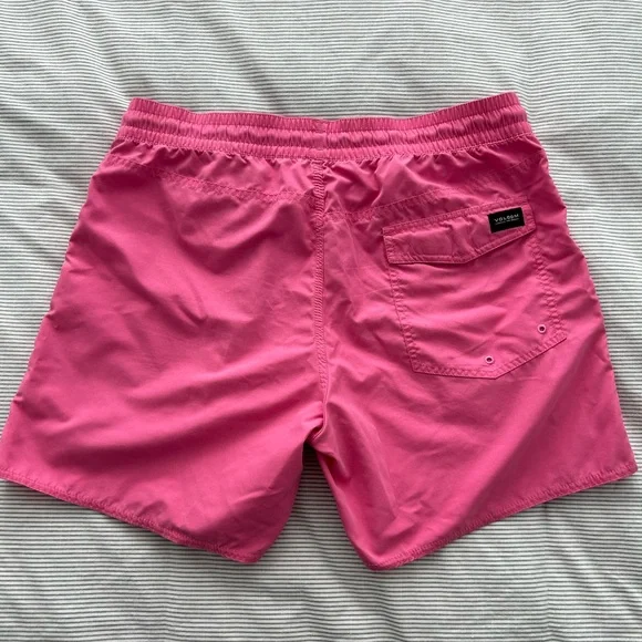 Retro Volcom Swim Trunks Size L - Picture 2 of 2